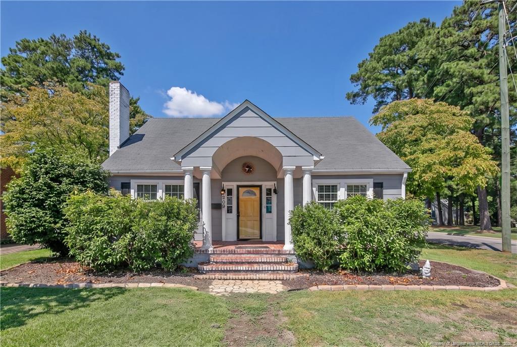 209 North Churchill Drive